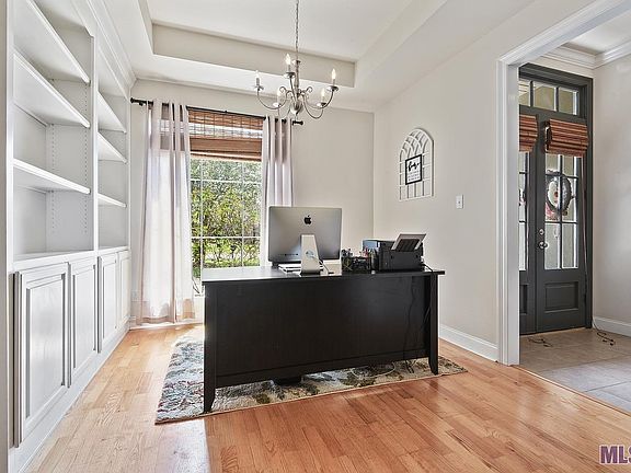 2nd image of 22469 Balmoral Dr