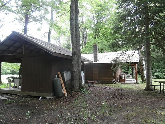4th image of 15160 3785th Ln