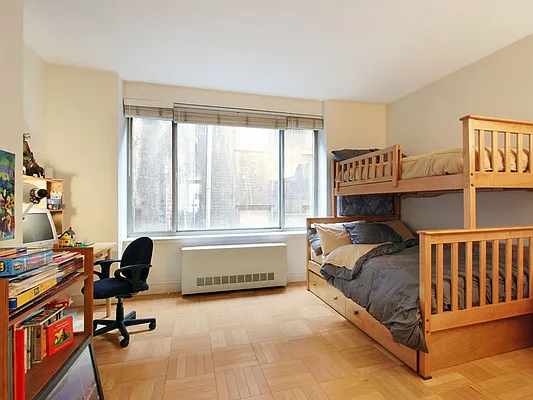 Sold by Sotheby's International Realty | media 5