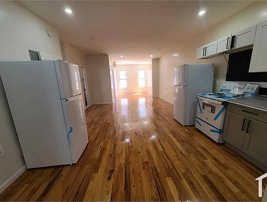 2710 Decatur Ave #2 — Photo 1