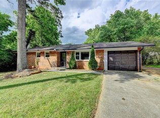 2066 Snapfinger Rd, Decatur, GA 30035