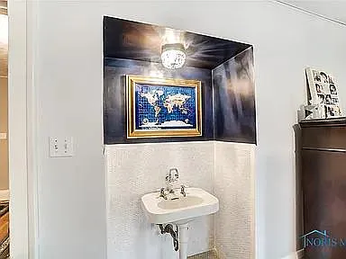 1800 N Cove Blvd #2 — Photo 14