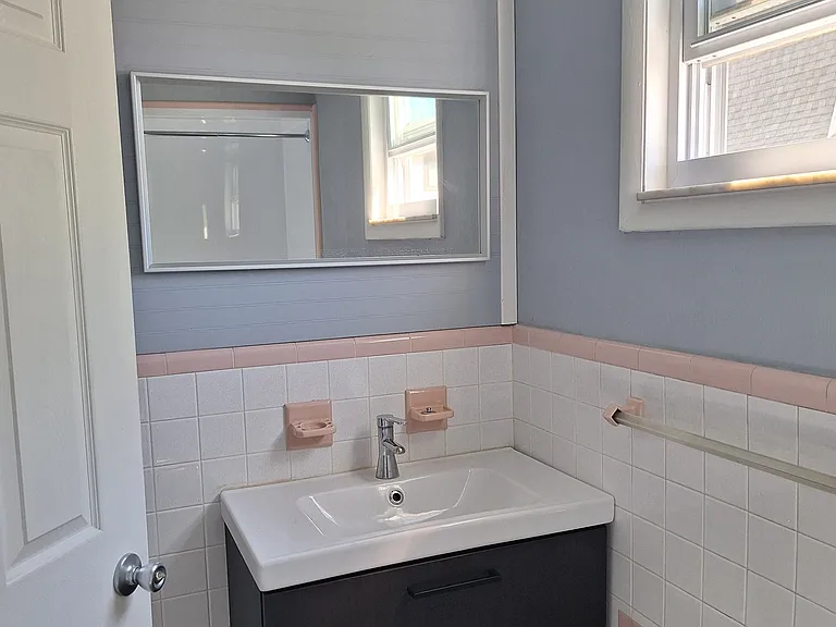 829 Elm Ave #2 — Photo 5