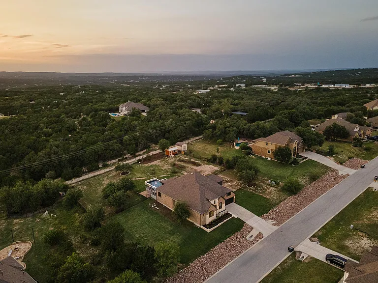4518 Diamante Dr — Photo 15