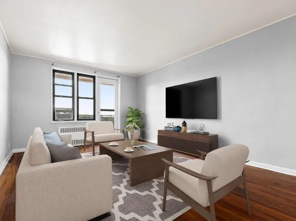 325 King Street #5c, Port Chester, NY 10573