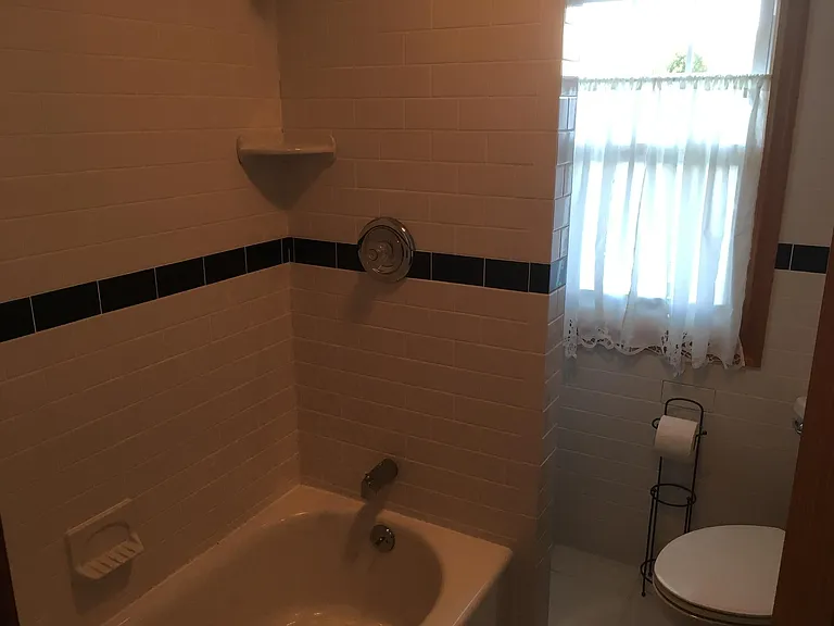 36 Cayuga Pl — Photo 11