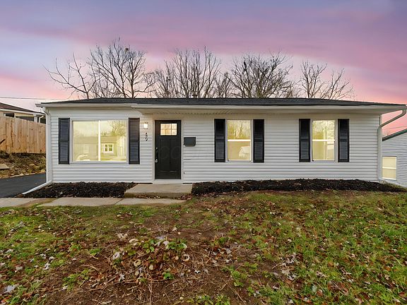 2nd image of 459 Sunset Dr
