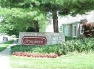 12612 Barkley St, Overland Park, KS 66209