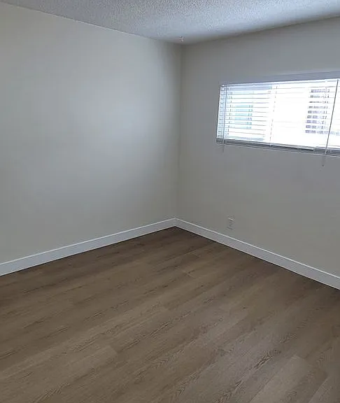 1711 Marine Ave — Photo 25