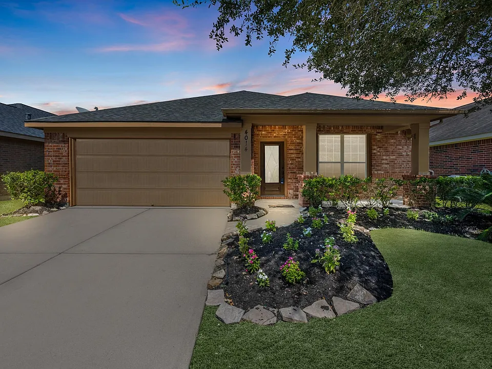4014 Pinecrest Holw