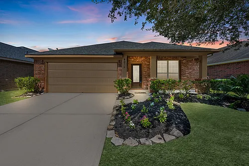 4014 Pinecrest Holw Photo 1 4014 Pinecrest Holw Photo 1
