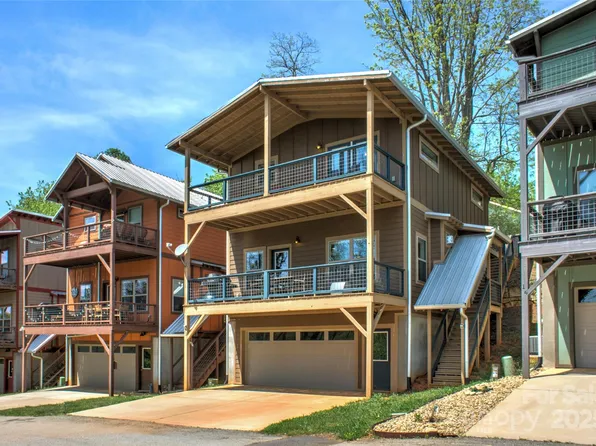 12 Upstream Way, Asheville, NC 28806
