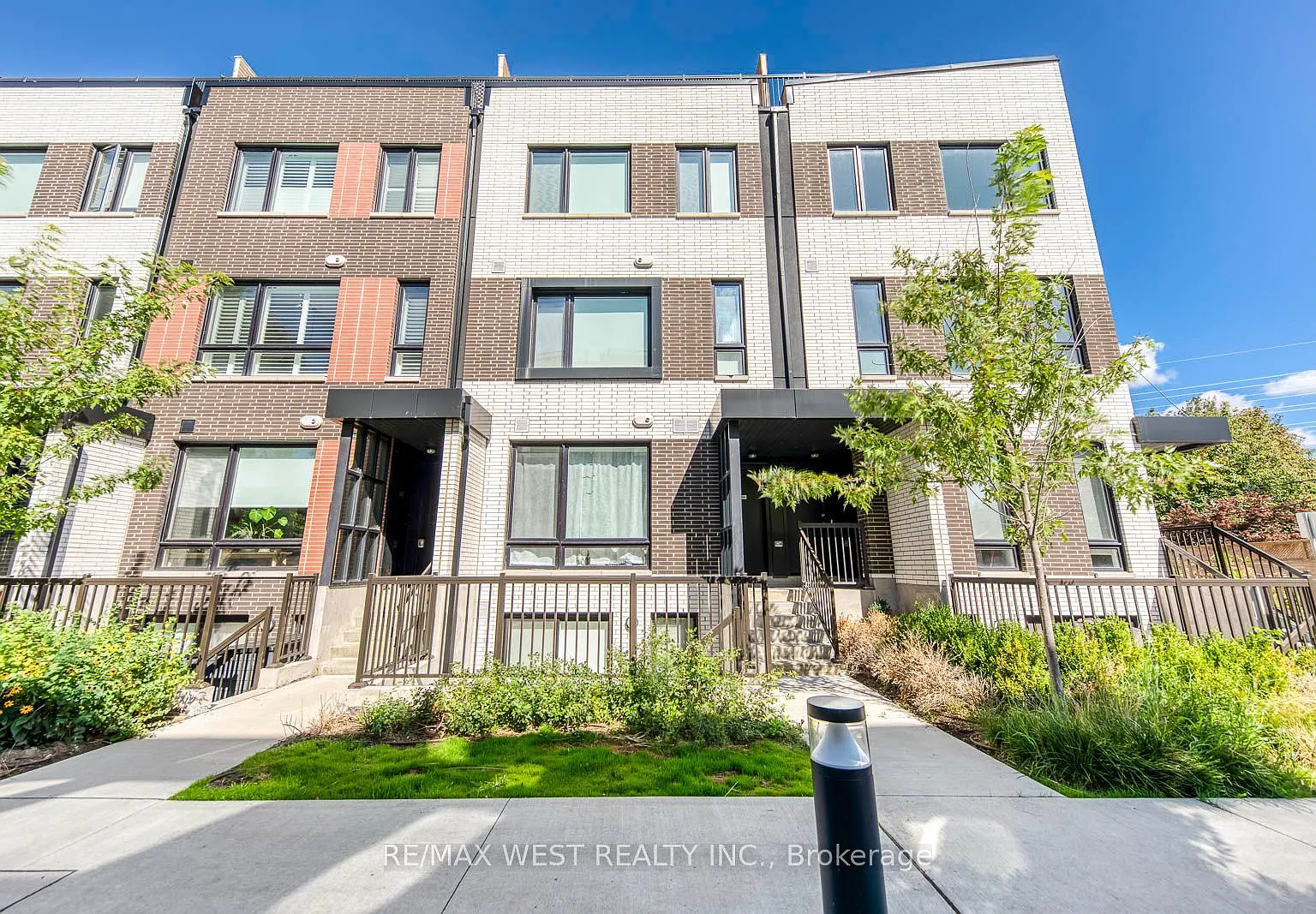 2 bed, $2,800 — Photo 1
