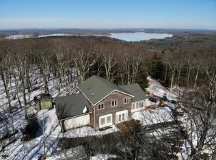 102 Alyeska Ln, Tafton, PA 18464