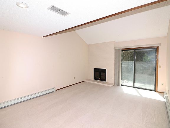 3rd image of 636 Horizon Dr APT 906