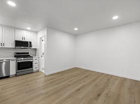 3933-35 Louisiana Street - 3935 1/2, 3933-35 Louisiana Street - 3935 1/2