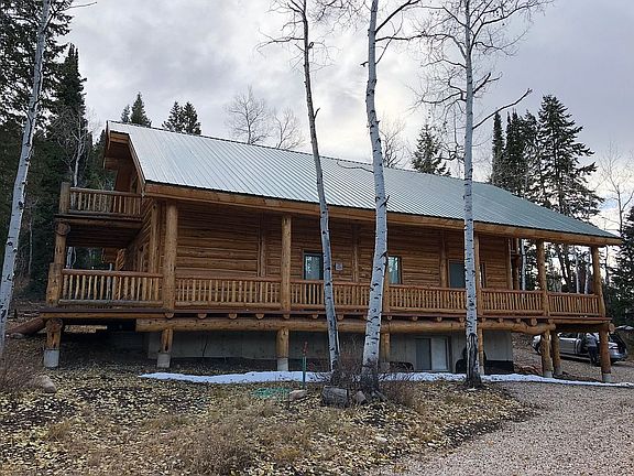 5th image of 501 N Uinta Dr