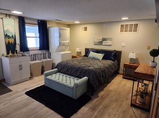 1304 L Rd NW, Swisher, IA 52338