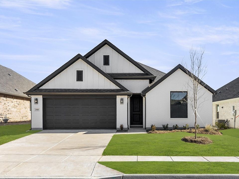 1st image of 2940 Beau Daniel Dr