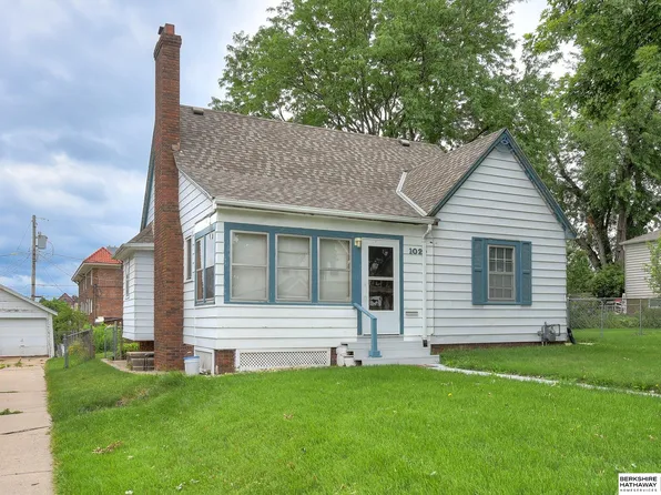 1029 S 32nd St, Omaha, NE 68105