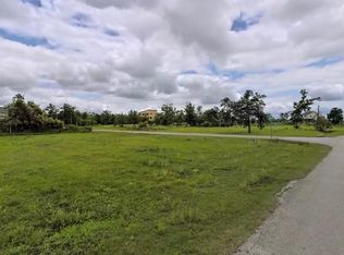 527 S Burnett Dr, Baytown, TX 77520