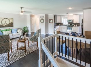 9298 W Hamilton Dr, Lakewood, CO 80227