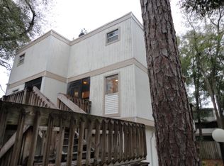 611 SW 75th St APT 201, Gainesville, FL 32607