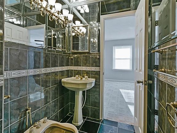 4th image of 451 San Roman Dr