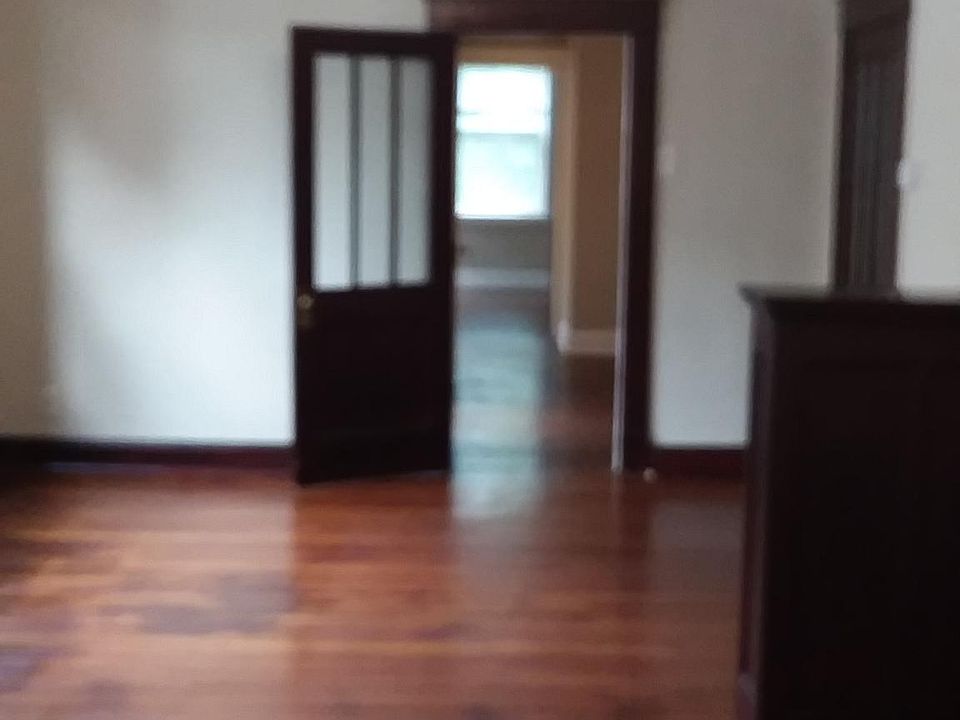 1st image of 1316 McCausland Ave #2