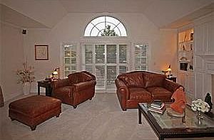 3rd image of 58 Hampton Hill Dr