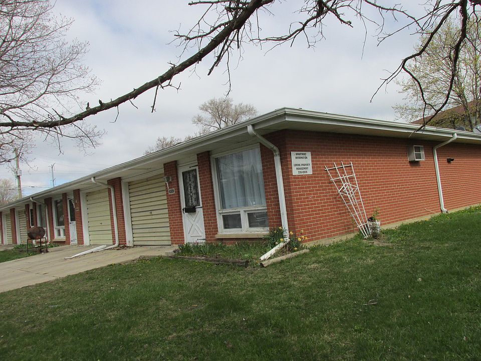 2850 Darrow Ln Waukegan IL Zillow