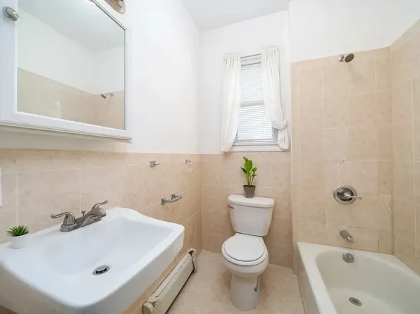 149 Randolph Avenue image 13 of 14