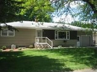 108 1st Ave SE, Clarks Grove, MN 56016