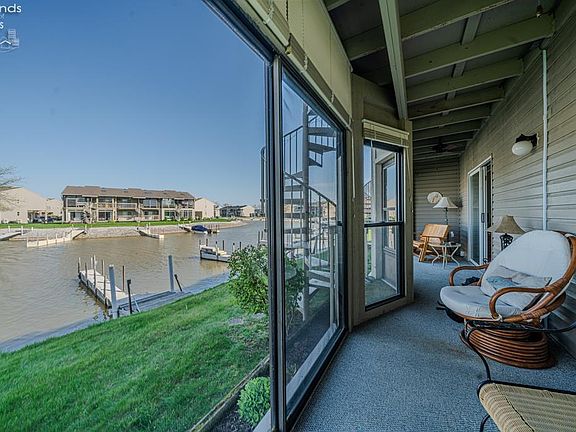 2nd image of 6246 N Harris Harbor Dr