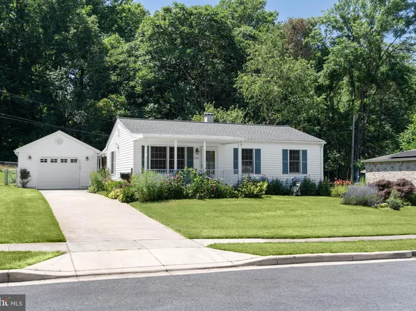 205 Greenview Ave, Reisterstown, MD 21136