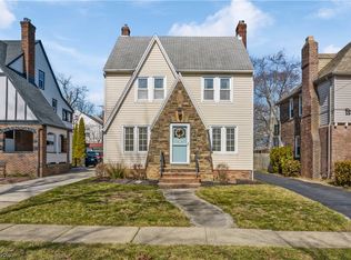 3605 Northcliffe Rd, University Heights, OH 44118