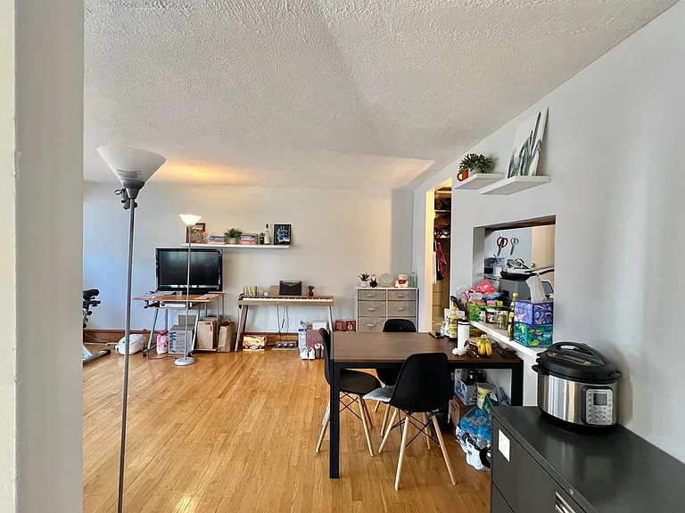 4 Trowbridge Pl #3C — Photo 7
