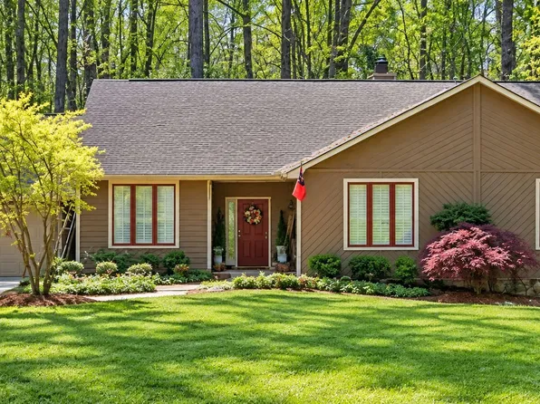 110 Wiley Bridge Ct, Woodstock, GA 30188