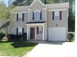 9208 Scotts Elm Ct, Charlotte, NC 28215
