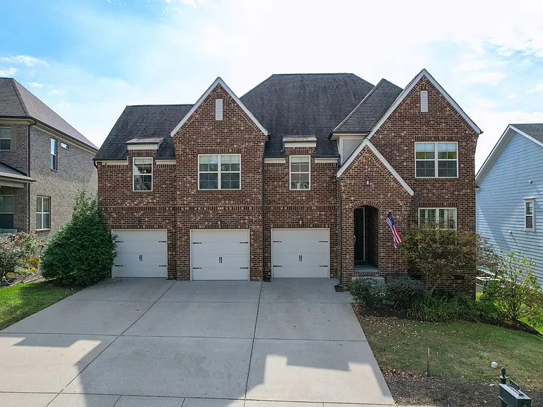 2033 Callaway Park Pl — Photo 38