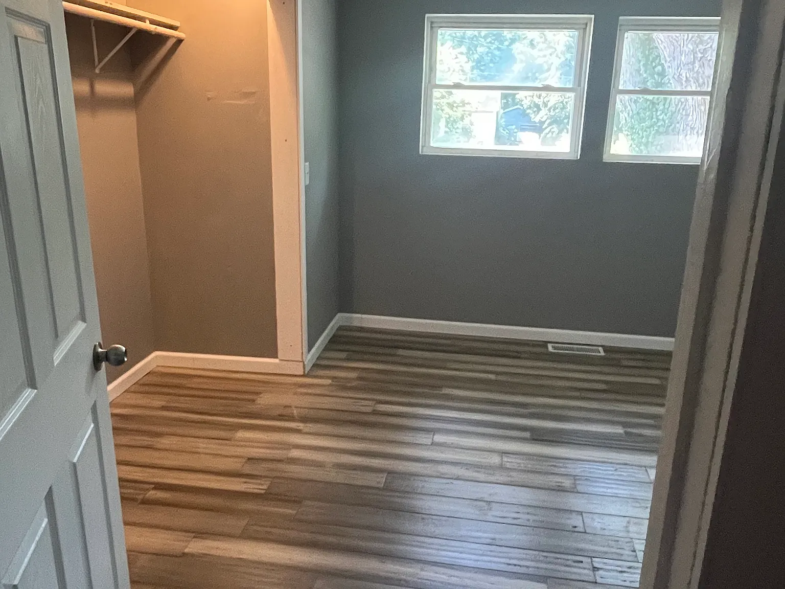 2 bed, 1050 sqft, $1,200 — Photo 2