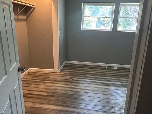 2nd image of 2313 Richards Ln