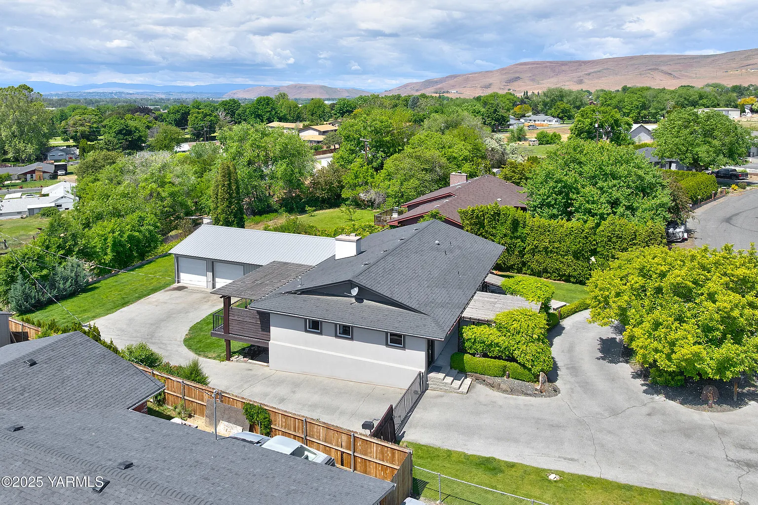 128 Terrace Park Dr photo 1