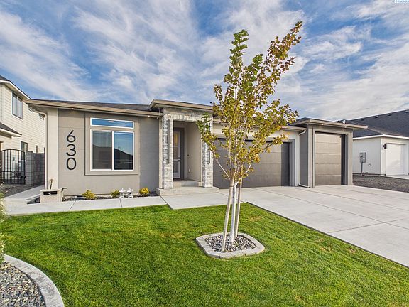 4th image of 630 Lazio Way