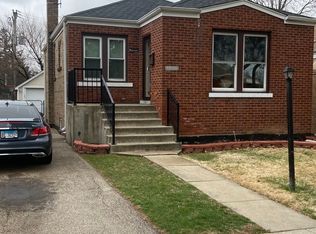 9015 W 23rd Pl, North Riverside, IL 60546