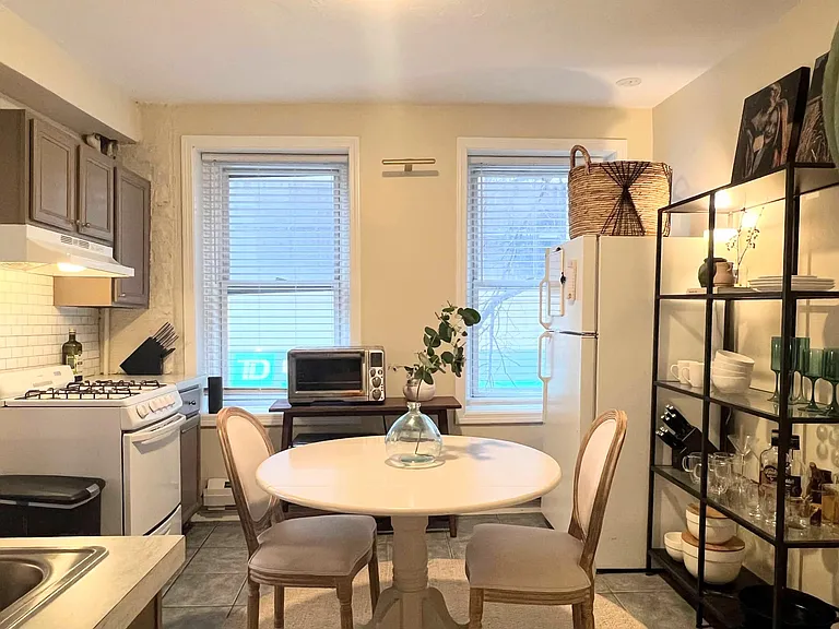 274 Cambridge St #1 — Photo 8