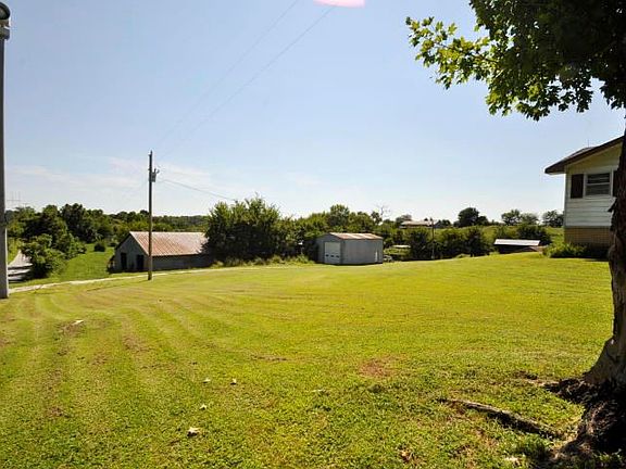 3rd image of 6207 S Farm Road 175