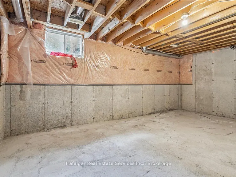 2089 Tovell Dr — Photo 34