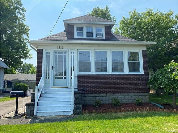2nd image of 1511 Kingston Ave