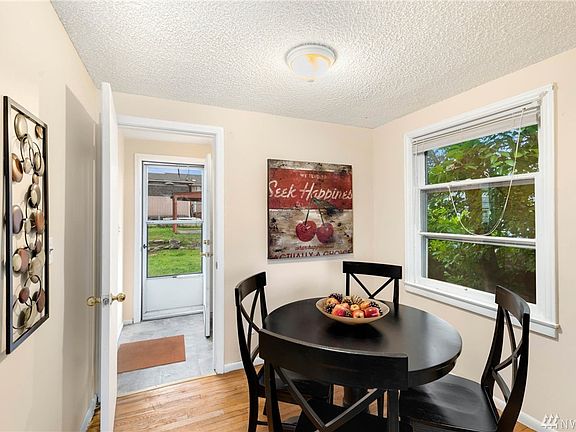 4th image of 13523 35th Ave S